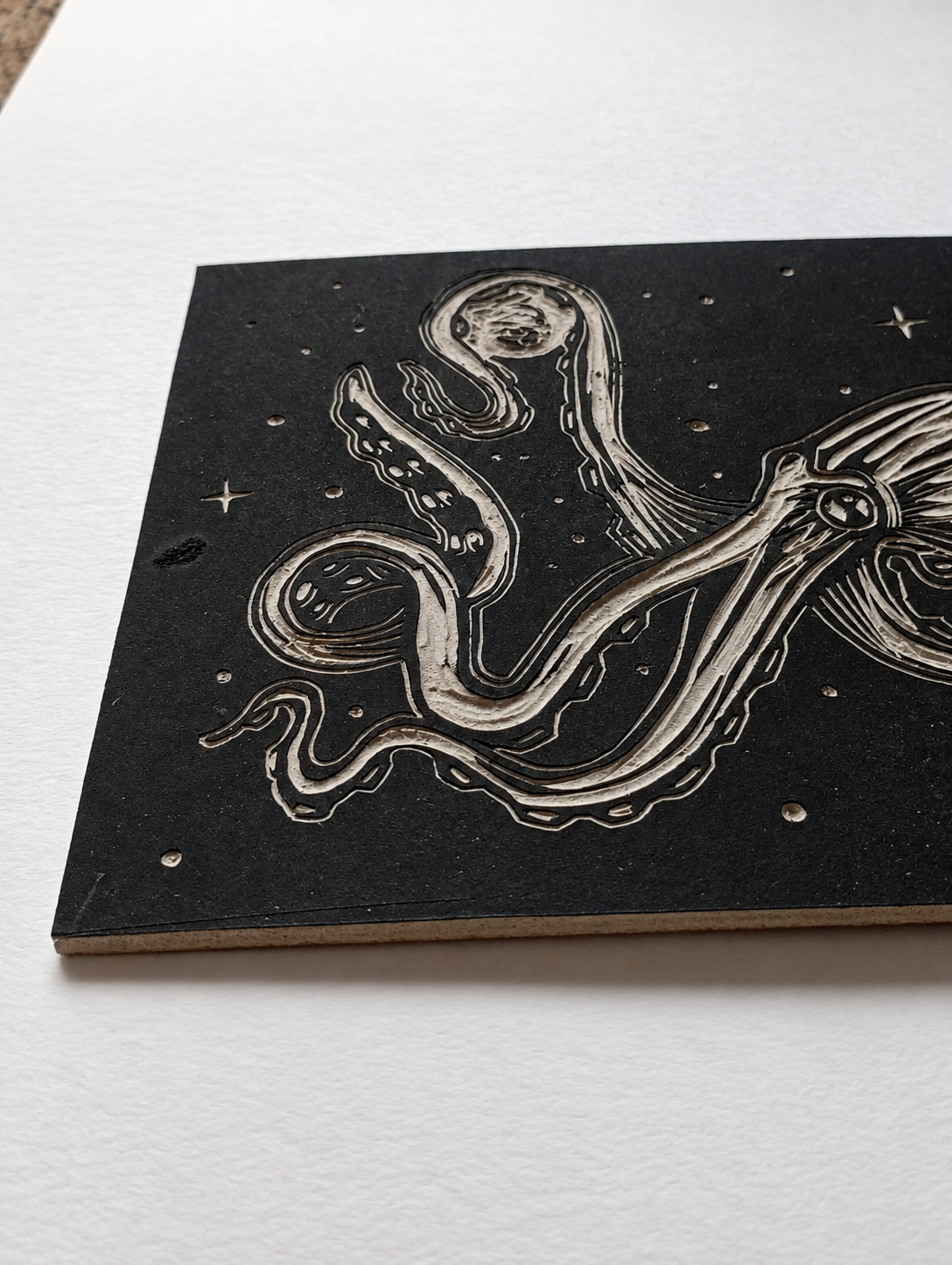 Detail einer Linoldruckplatte von Blackbeardprint