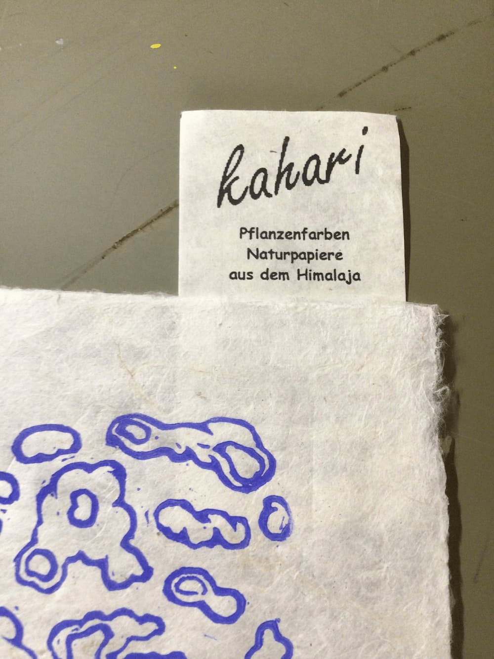 Tea Ceremony Linoldruck auf handgeschöpftem Himalaya-Papier mit Papieretikett – Blackbeardprint